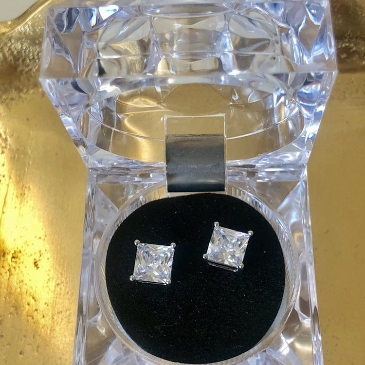 Glamour 1 1/4 Carat Square Cut CZ Stud Earring