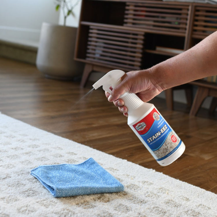 Stain EEZ 2 bottle kit and 2 x Microfiber Towels
