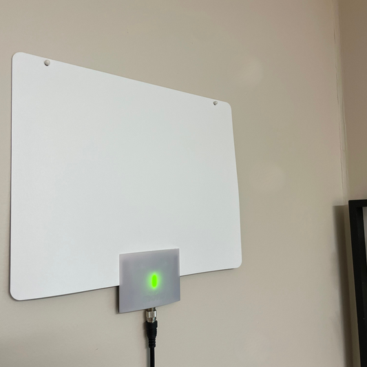 Mohu Leaf Ultimate Amplified Indoor HDTV Antenna with Signal Indicator
