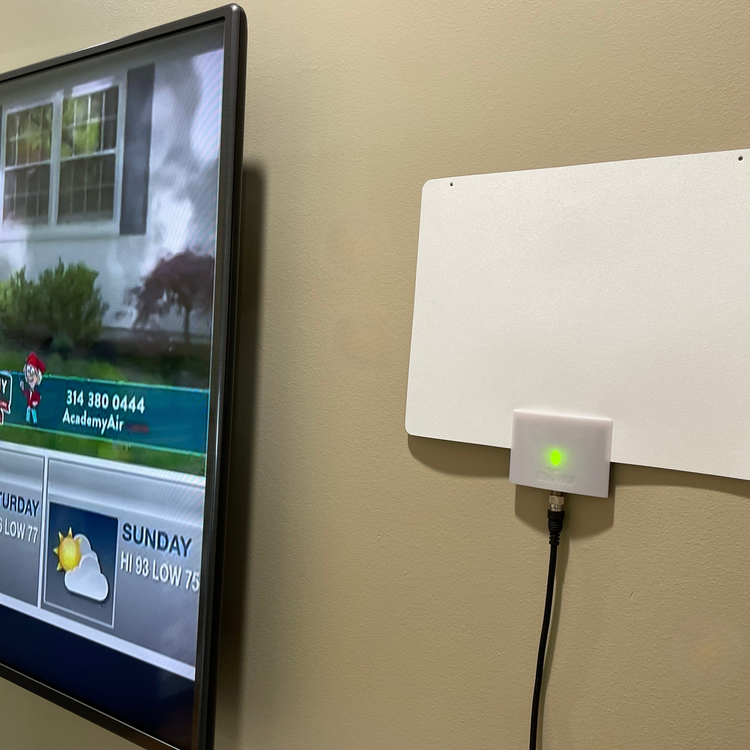 Mohu Leaf Ultimate Amplified Indoor HDTV Antenna with Signal Indicator