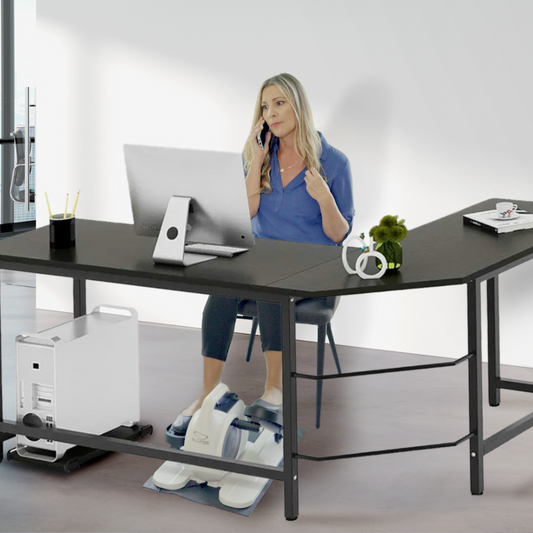Step machine with digital display on a white background, featuring the ELLIPSE brand.