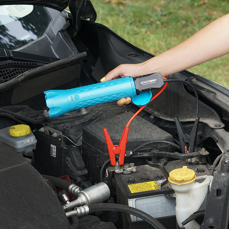 Vehicle Jump Starter, Flashlight & Power Bank