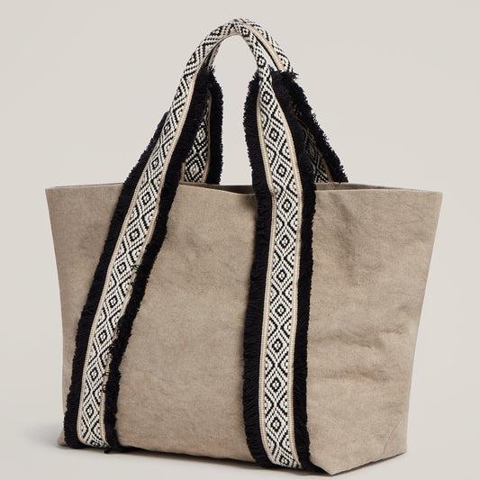 Side shot of Italian Canvas Tote in Natural