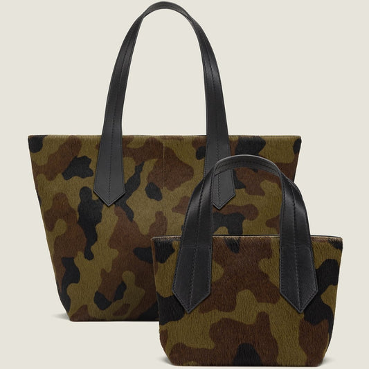 FRONT SHOT OF THE TAB TOTE MINI IN CAMO