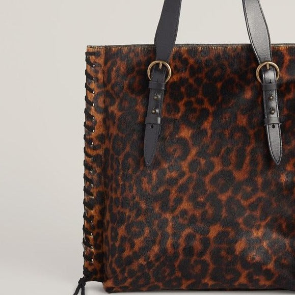 Side shot of Everyday Tote in Leopard