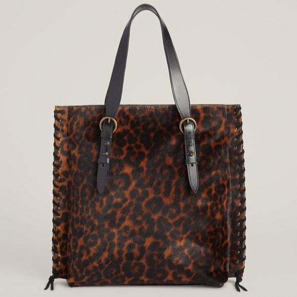 Front shot of Everyday Tote in Leopard