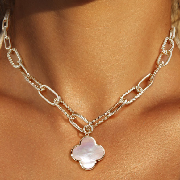 Mother of Pearl Clover on Twisted Link Chain-White Gold